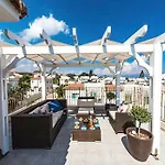 Villa Timotheos *