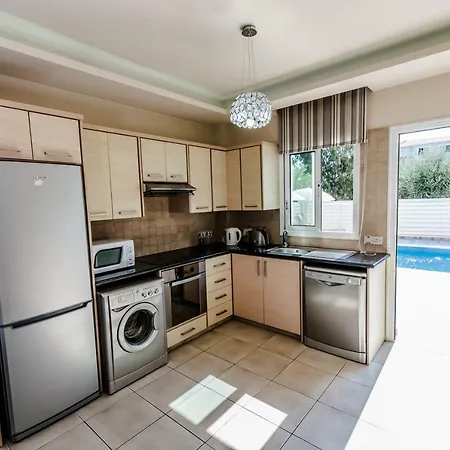 Timotheos Villa Protaras