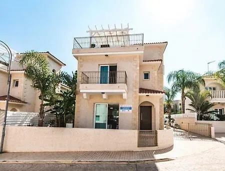 Timotheos Villa Protaras